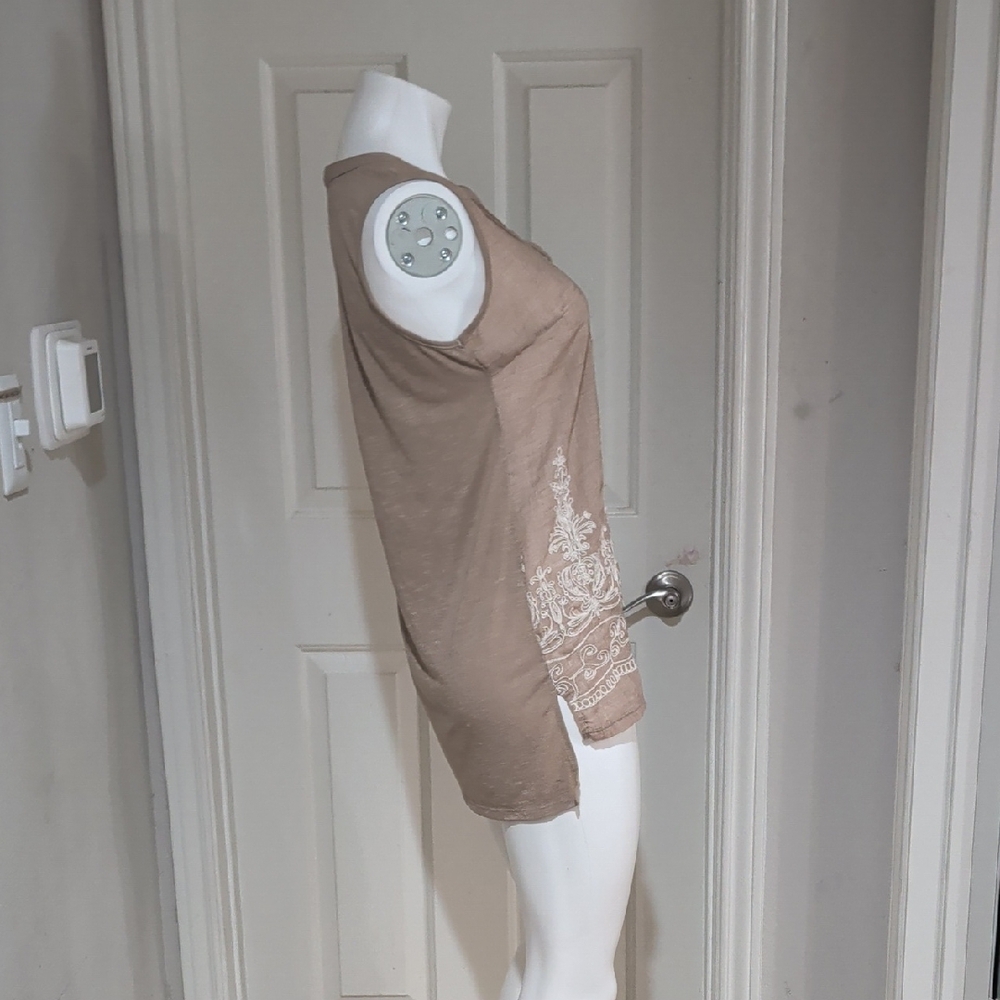 Retrology Sheer Sleeveless Embroidered Tunic Top - Taupe Women's Large - Picture 3 of 7